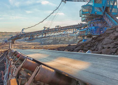 Lielapjoma materiālu apstrādes sistēmas